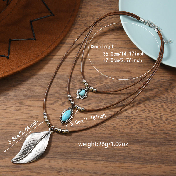 Leaf pendant vintage style necklace