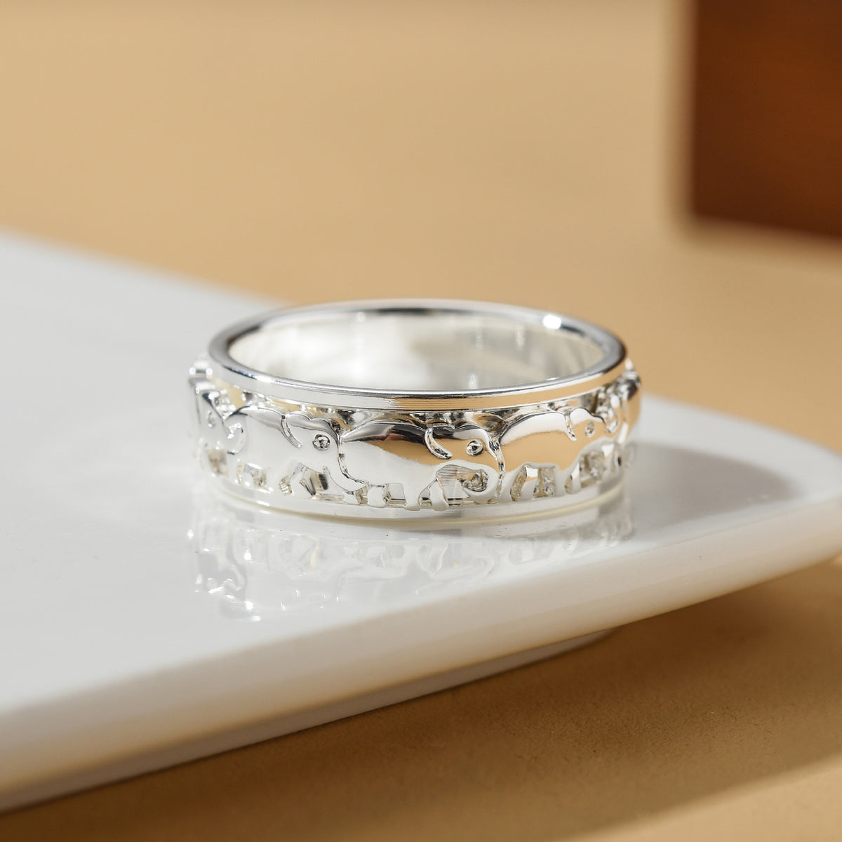 Filigree Openwork Carving Ring