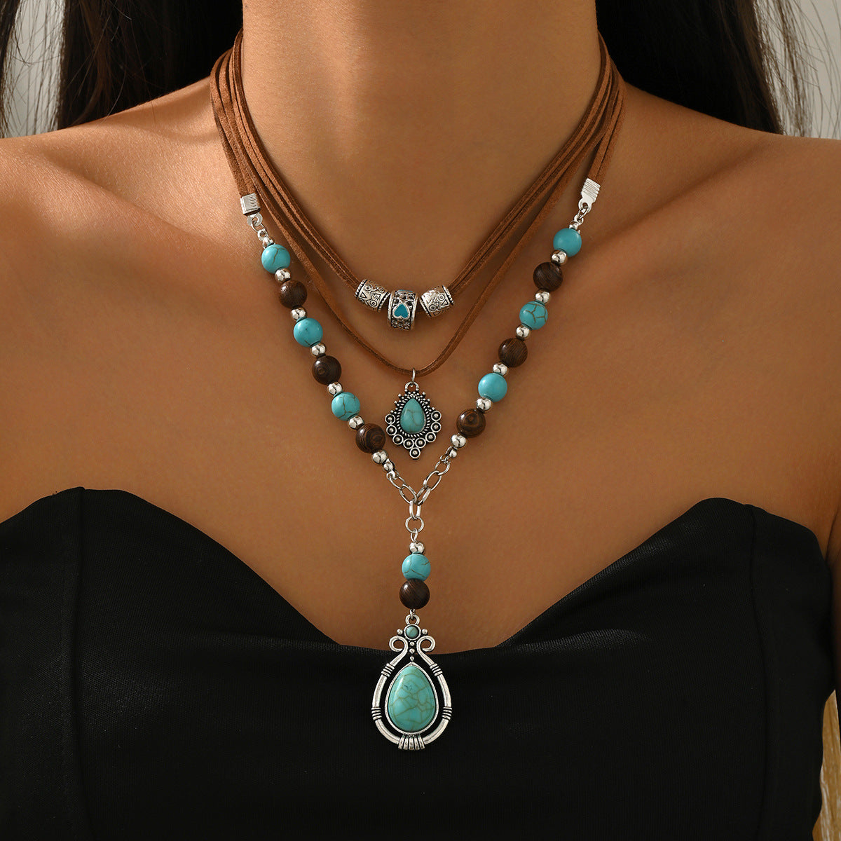 Turquoise velvet and wooden bead necklace for women, layered choker