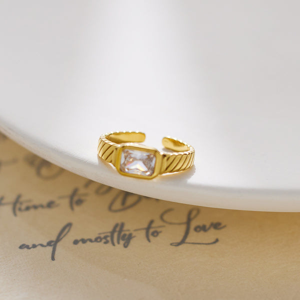 Muse Gem Ring