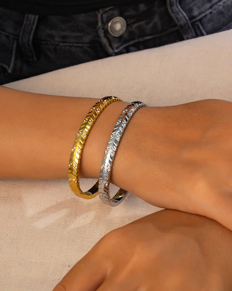 Women's bracelets