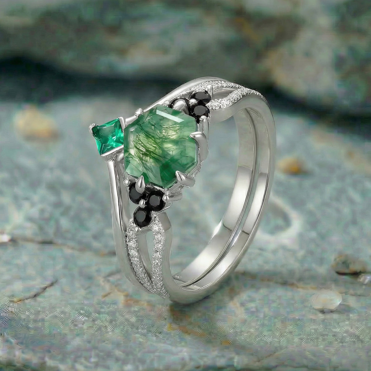 Verdant Starlight Ring