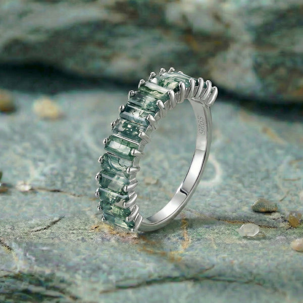 Emerald River Ring