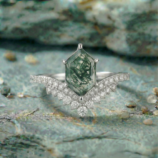Leafline Crown Ring