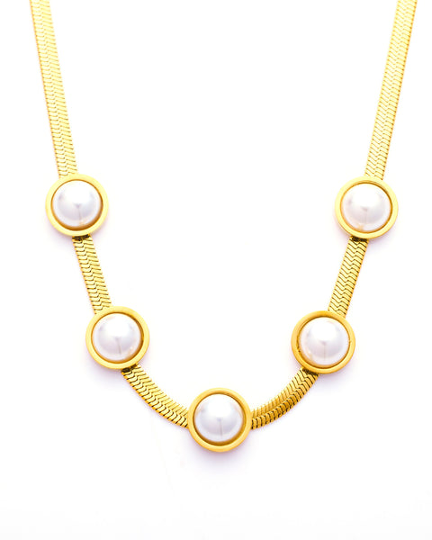 Golden Aura Pearl NecklaceGolden Aura