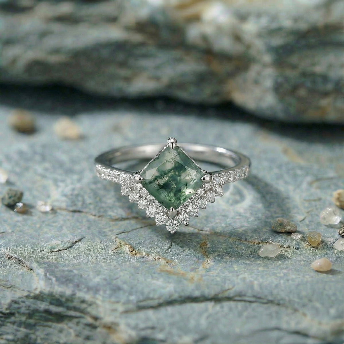 Verdant Crown Ring