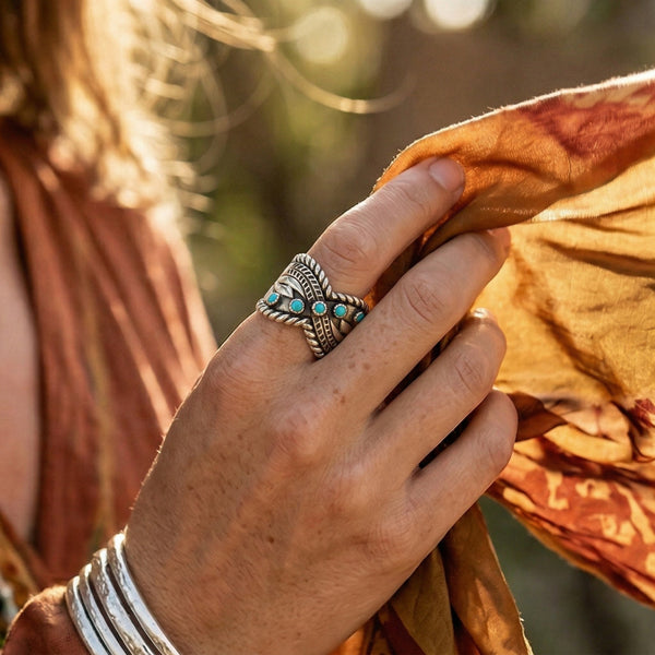 Twisted Fate Ring