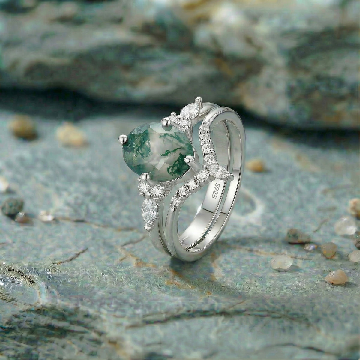 Emerald Sprout Ring