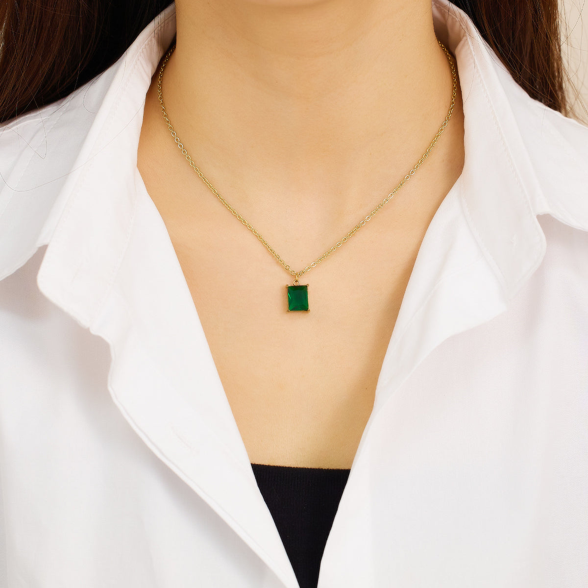 Emerald Grace Pendant Necklace