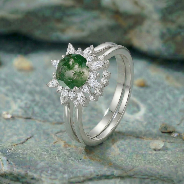 Still Bloom Ring
