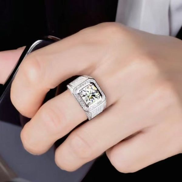Men's diamond ring