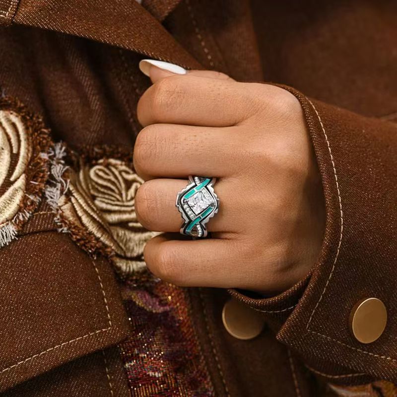 Women's Diamond Rings