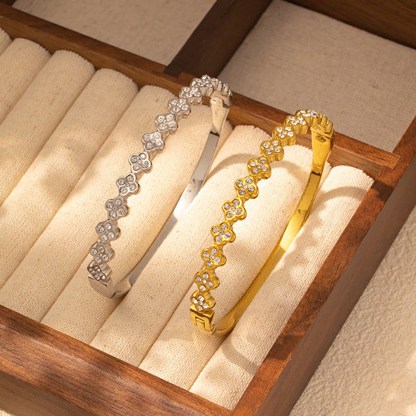 Women's Four-Leaf Clover Bracelet